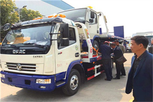 诏安汽车道路救援拖车价格